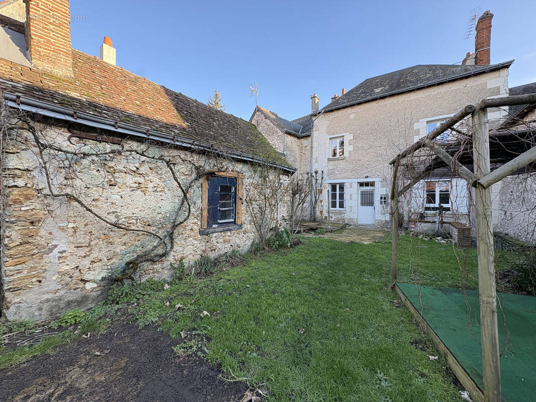 Maison à BALLAN-MIRE