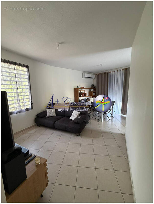 Appartement à BAIE-MAHAULT