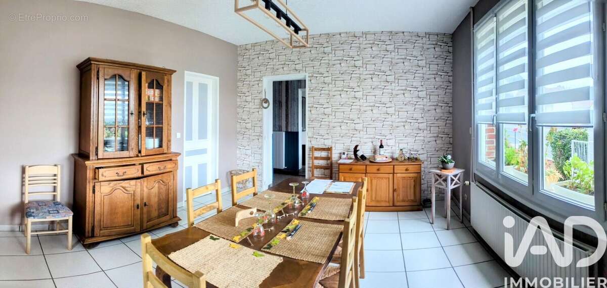 Photo 8 - Maison à ANIZY-LE-CHATEAU