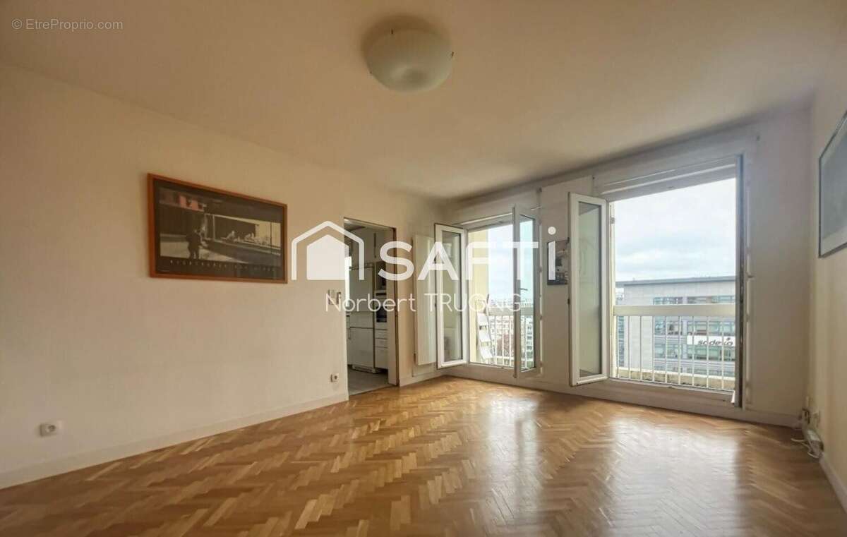 Photo 3 - Appartement à ISSY-LES-MOULINEAUX