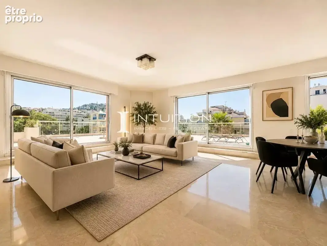 Cannes - Basse Californie : Vaste appartement toit terrasse avec garage - photo 3