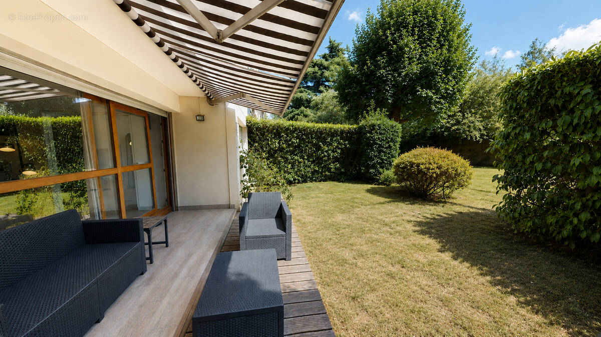 Appartement à LE PERREUX-SUR-MARNE