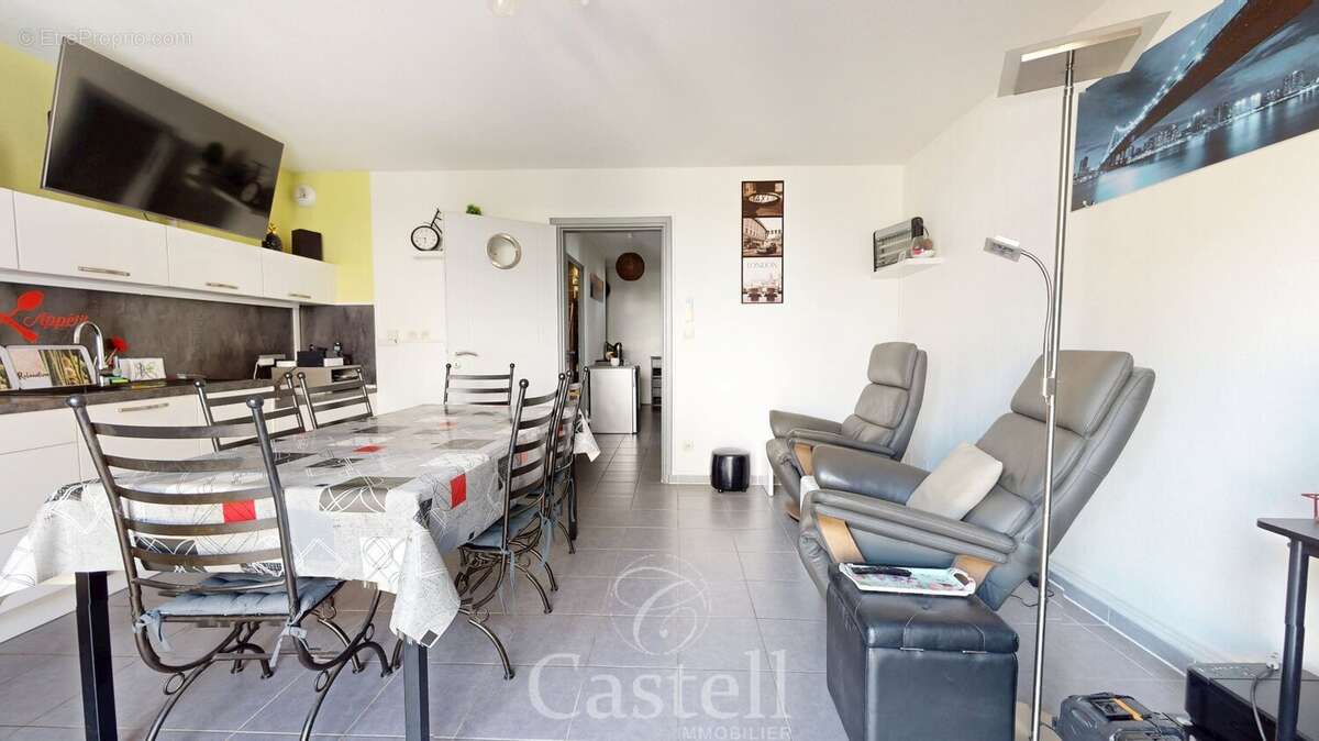 *** appartement t3 en rez-de-jardin avec terrasses, jardin privatif et parkings *** - photo 4