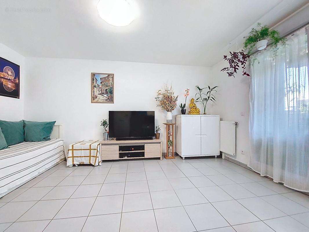 Appartement à VENISSIEUX