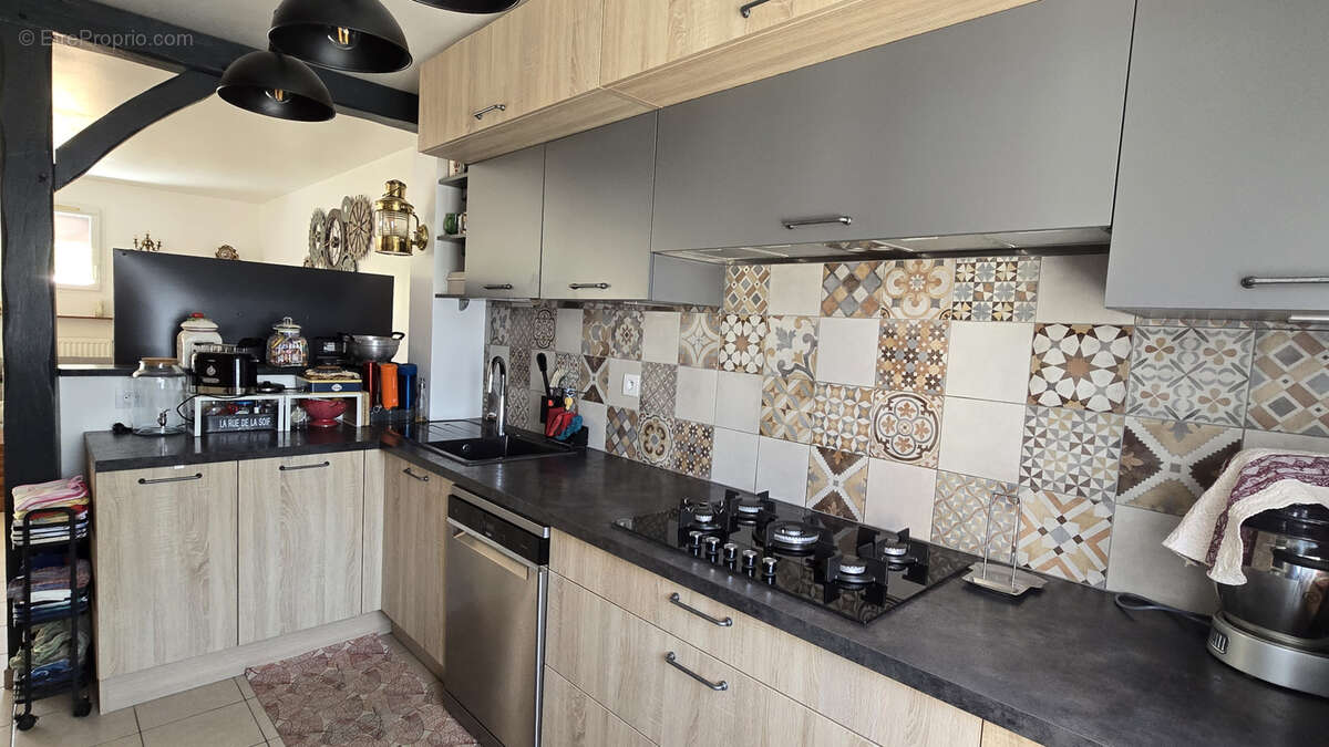 Maison 5 pieces -  4 chambres - jardin et garage - photo 4