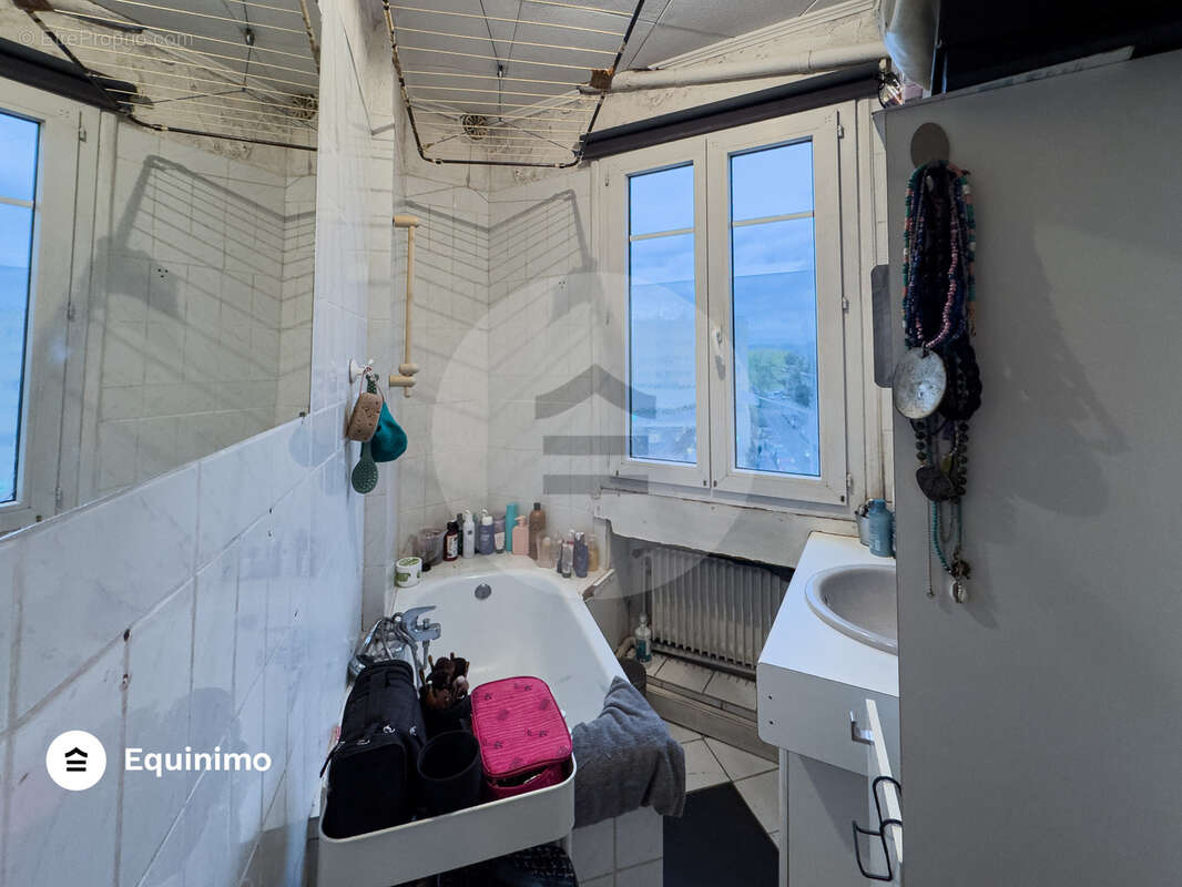 Appartement à NANTERRE