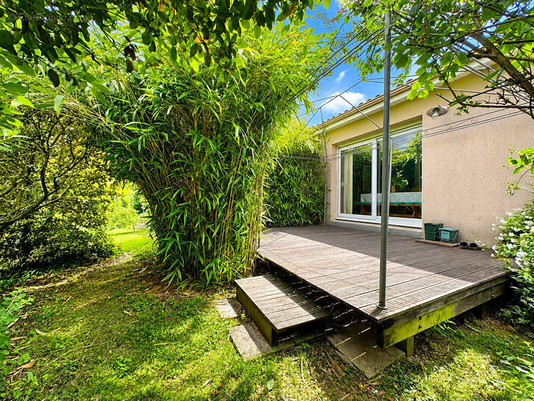 Maison à FONTAINE-LE-COMTE