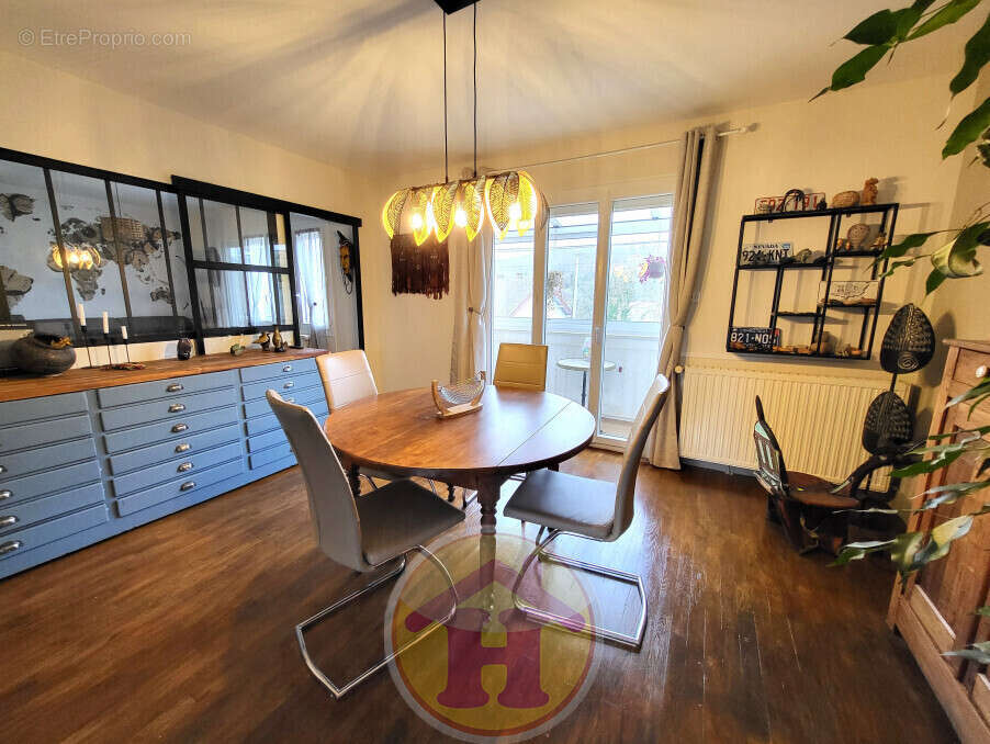 Maison à SAINT-JUNIEN