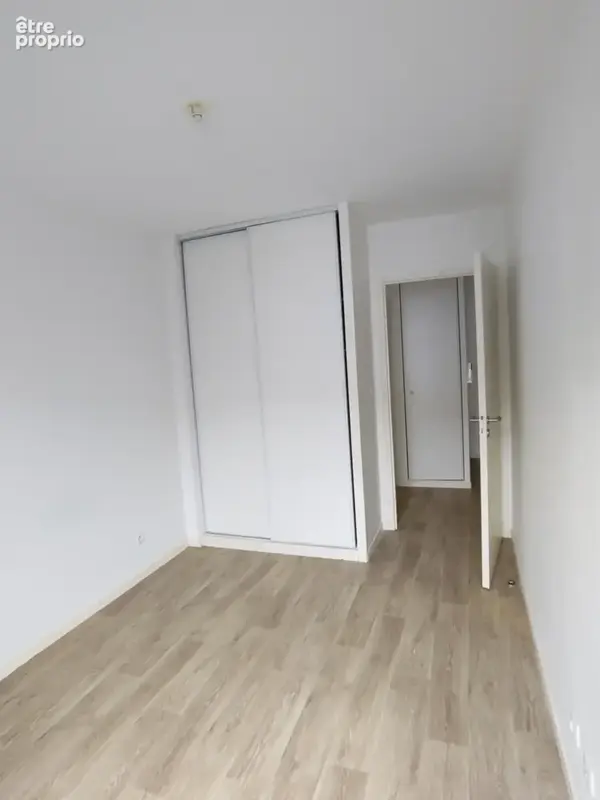 Arpajon Appartement F3 avec 2 places de stationnement Gare à Pieds - photo 4