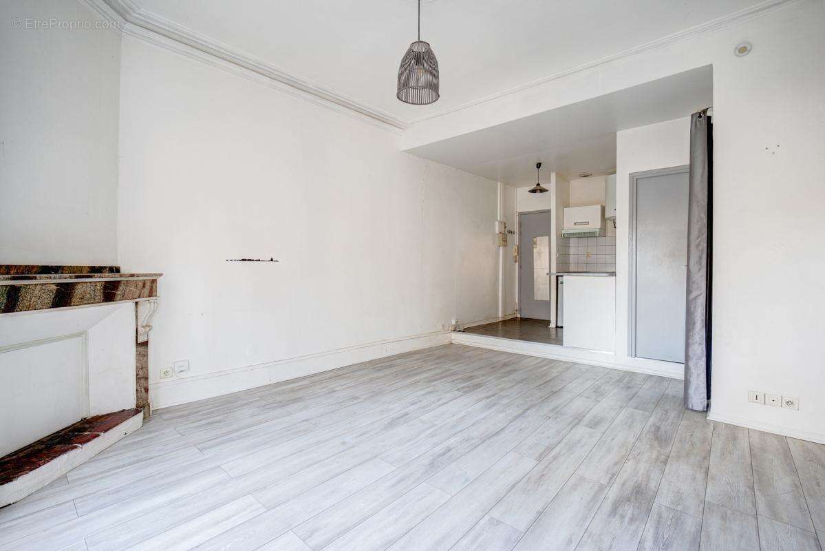 Grand studio avec balcon - photo 4