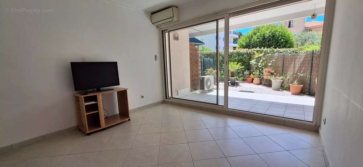 Appartement à CAGNES-SUR-MER