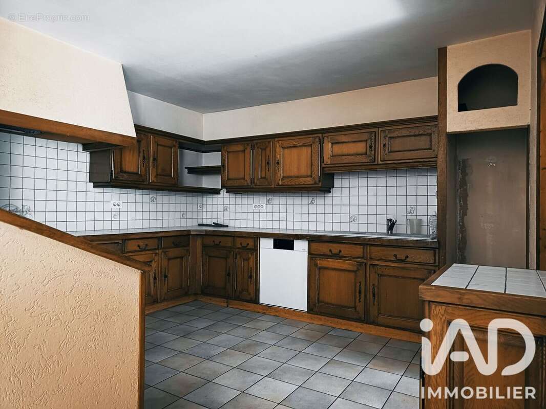 Maison 141 m² à Saint-Loup-Sur-Semouse  - photo 5