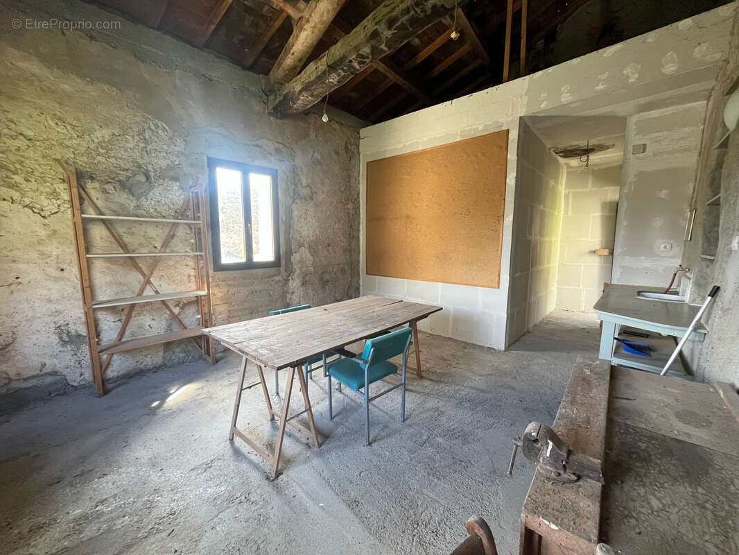 Maison à ROQUEDUR