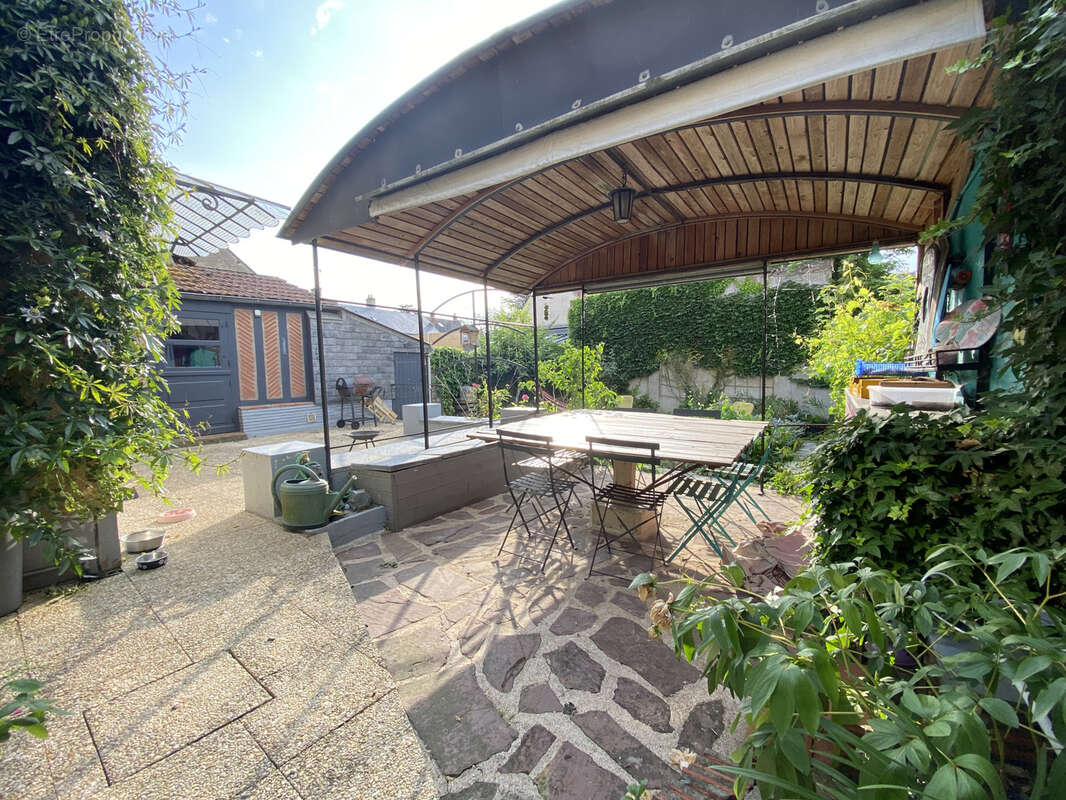 Maison à MEUNG-SUR-LOIRE