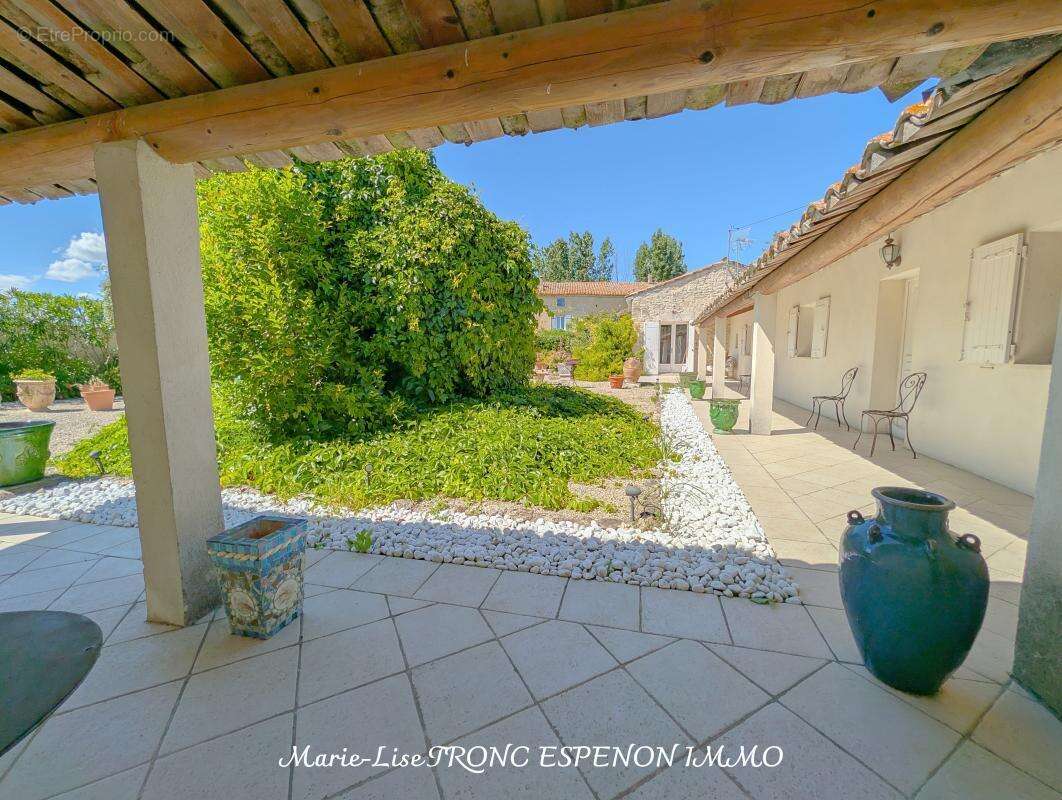Maison à VELLERON