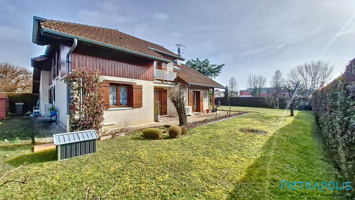 Maison 162 m² à Ornex  - photo 1
