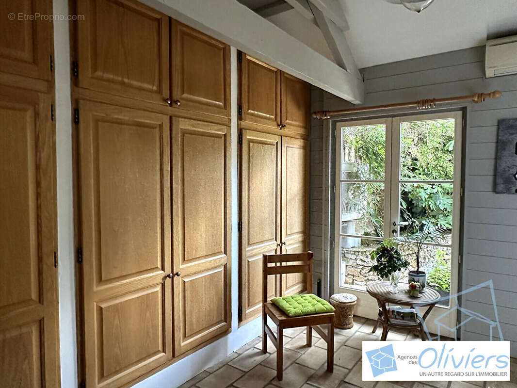 Maison à DAMPIERRE-EN-YVELINES