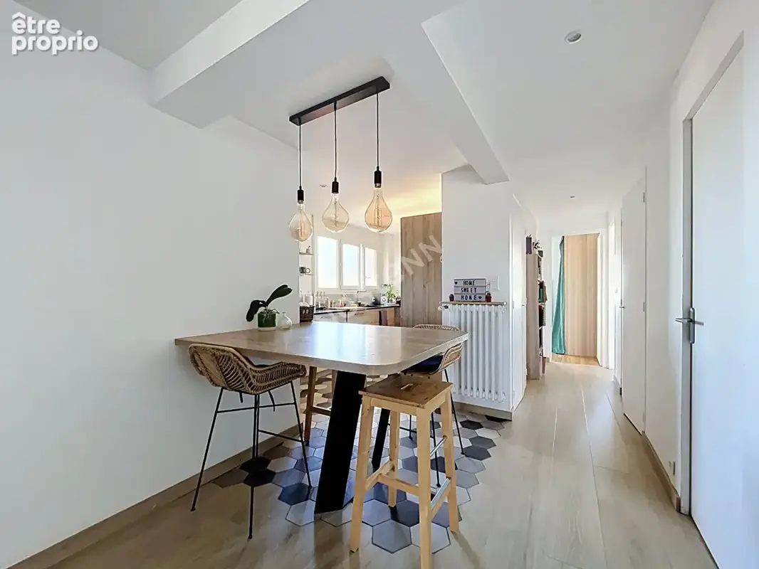 Nantes Hauts-Pavés / Appartement 86 m2 / 2 chambres / balcon / cave / ascenseur - photo 10