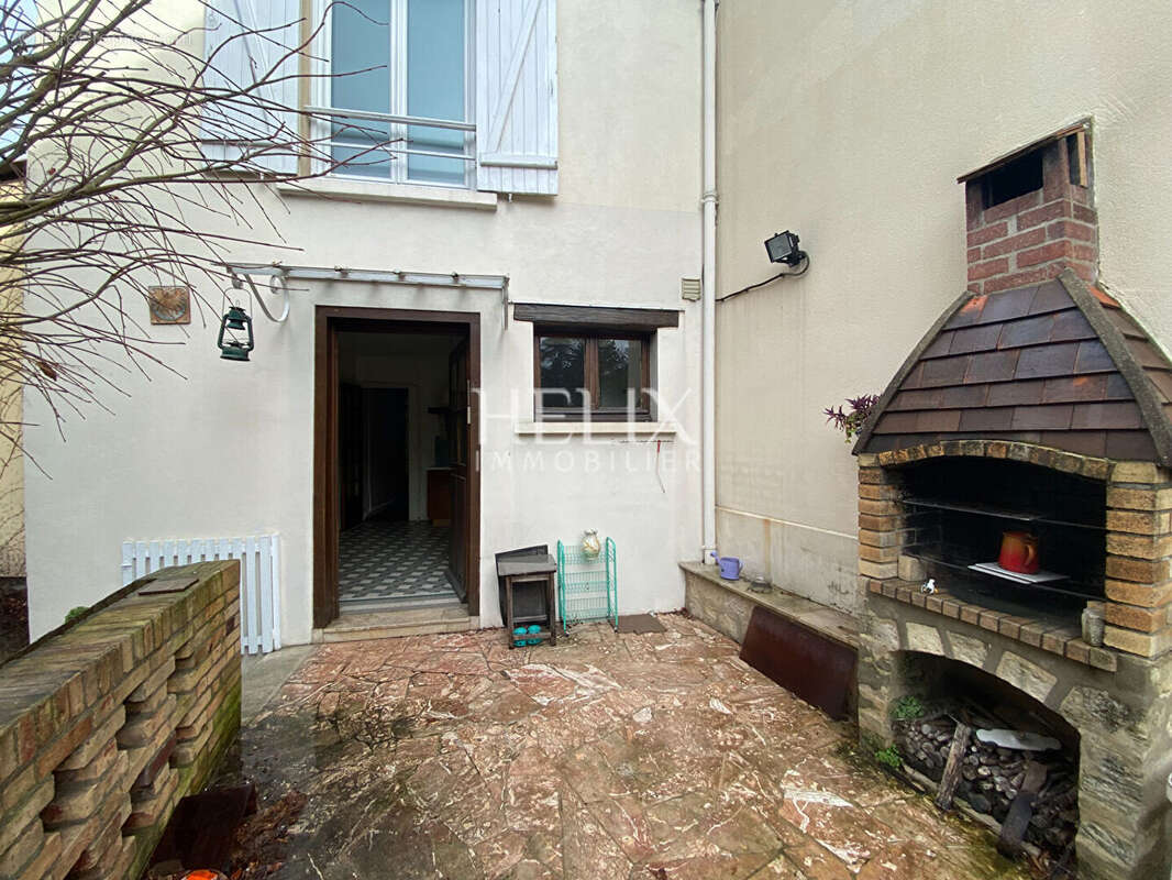 Maison à LE PECQ