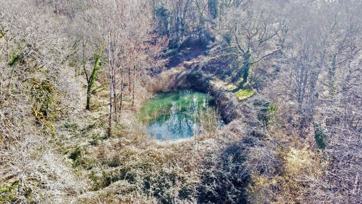 Terrain à ROUFFIGNAC-SAINT-CERNIN-DE-REILHAC