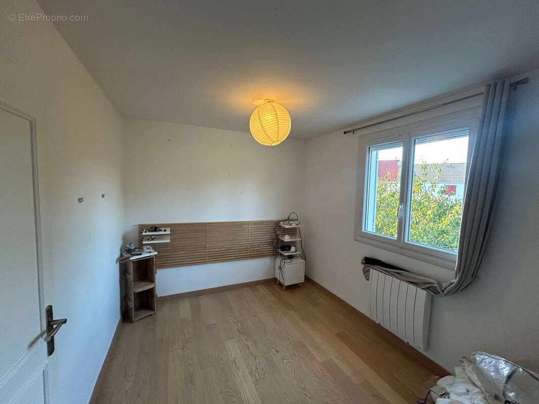 Maison à DECINES-CHARPIEU