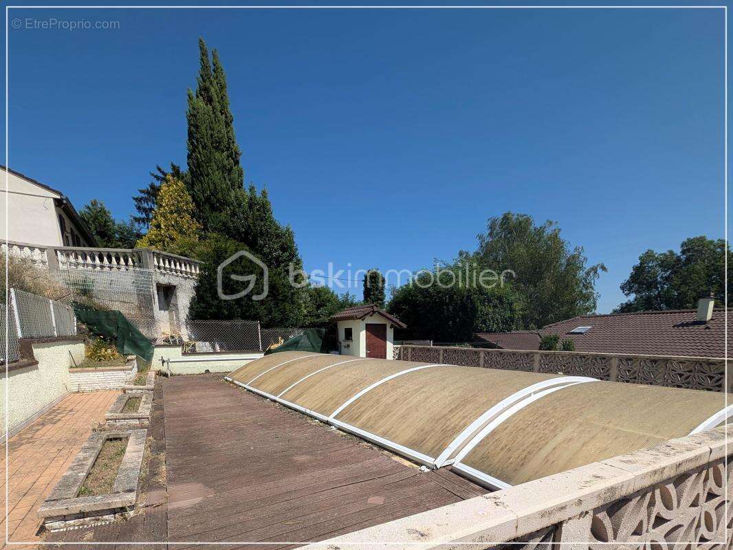 Maison de plain-pied avec garage sur terrain clos de 770 m² - photo 7