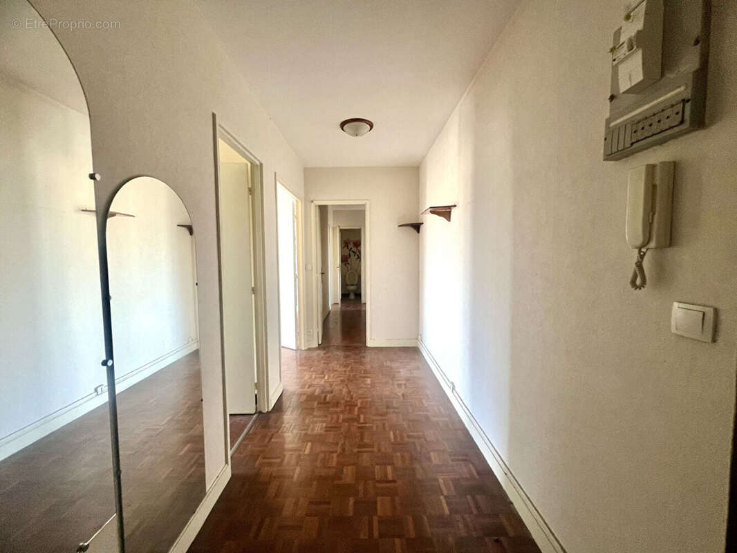 Appartement à LE KREMLIN-BICETRE