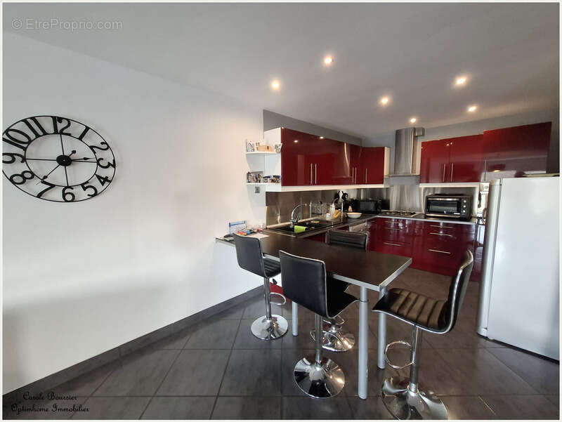 Maison à NEUFCHATEAU