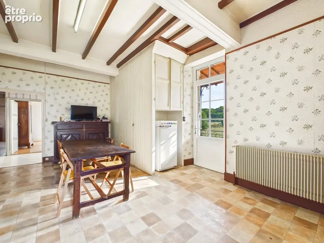 Belle maison en pierre pleine de caractère avec nombreuses dépendances près de Puy l'Evêque, dans le Lot - photo 6