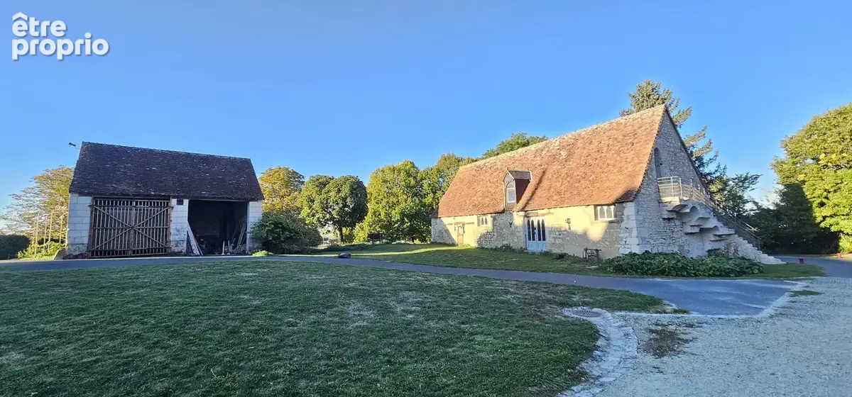Château du XIIè siècle inscrit aux monuments historiques, dépendances et parc de 2 ha   Sud Touraine - photo 7