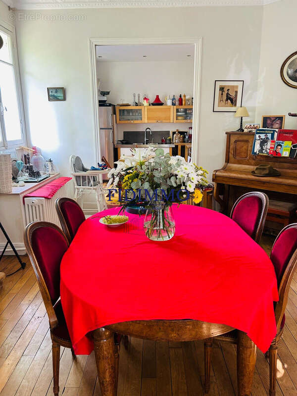 Maison à CHENNEVIERES-SUR-MARNE