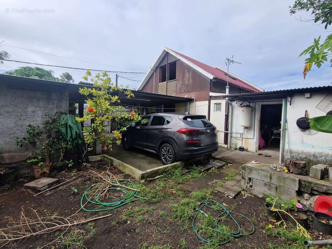 Maison à SAINT-BENOIT