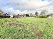 Terrain à BERNEUIL-EN-BRAY