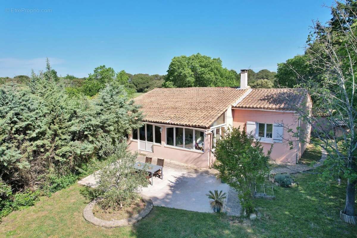 Maison à UZES