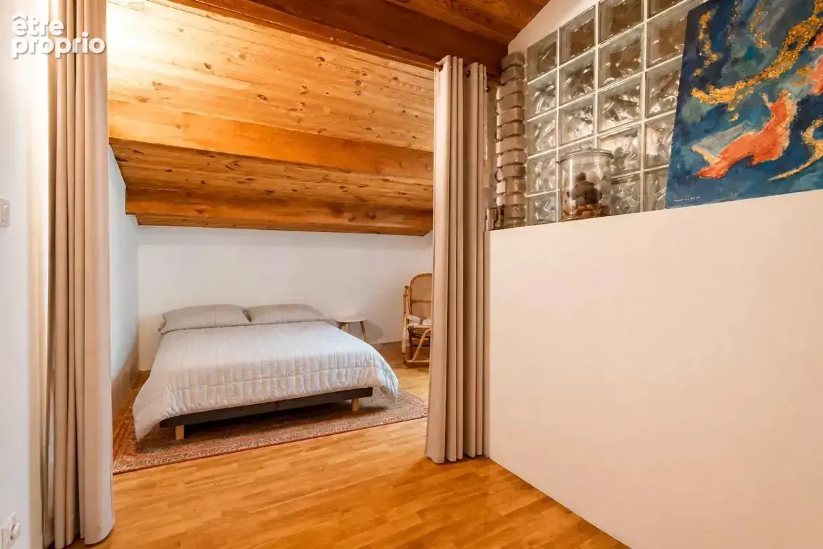 Maison 5 pièces – 159,43 m² – Piscine – Appartement indépendant - photo 10