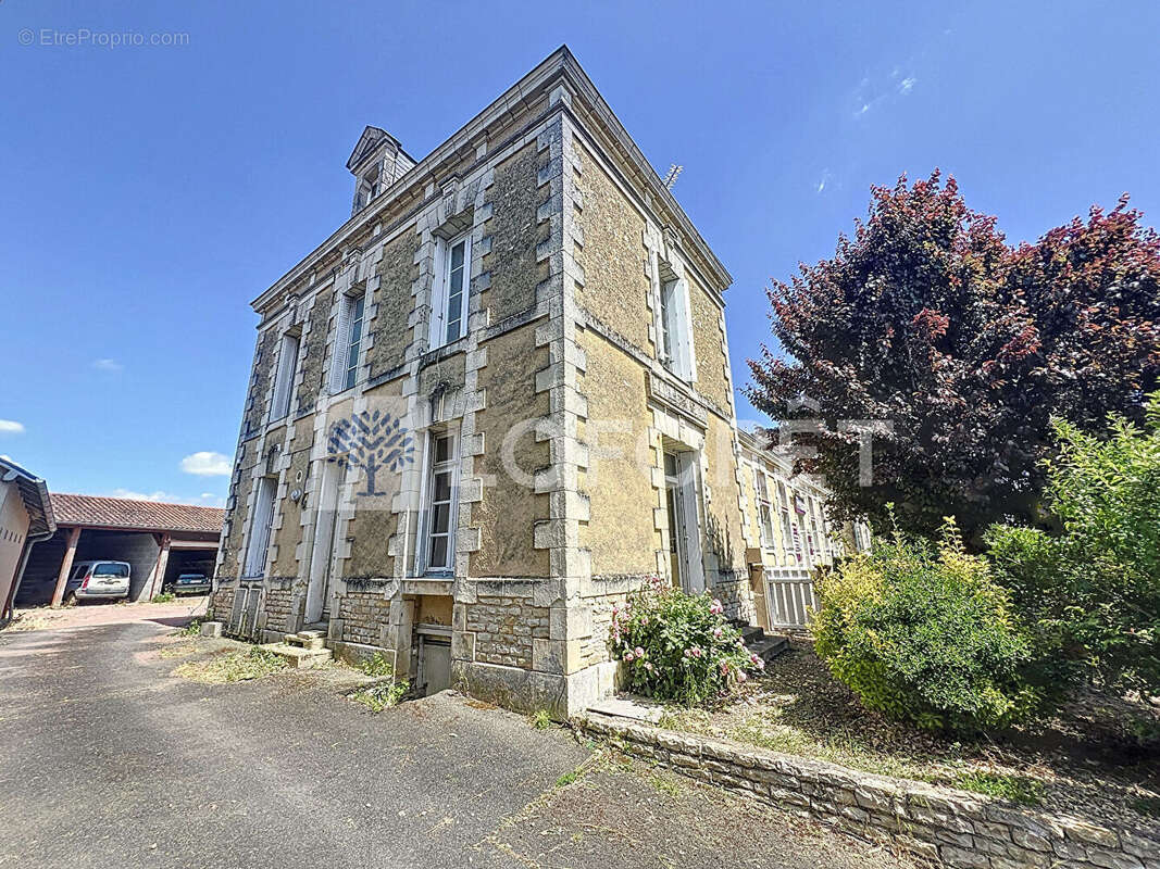 Maison à MARTAIZE