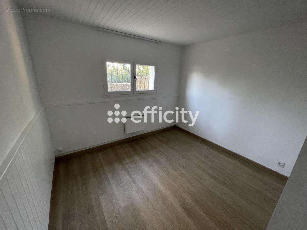 Maison 170 m² à Apt  - photo 17