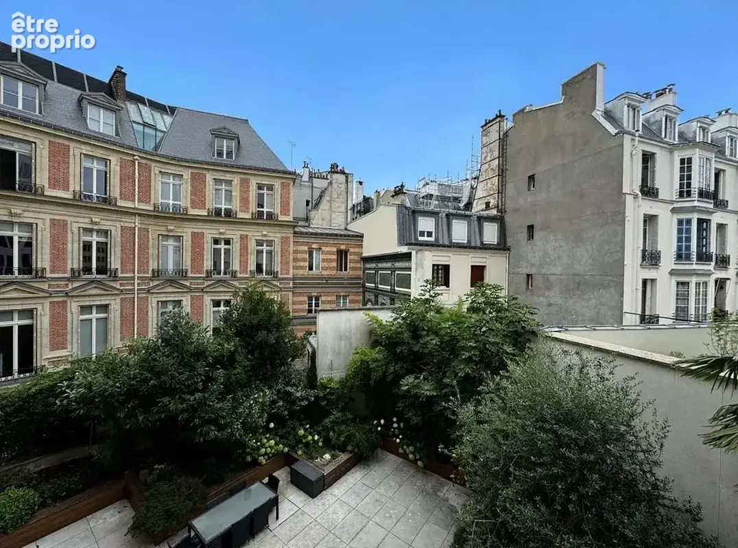 Appartement 53 m² à Paris-8e  - photo 9