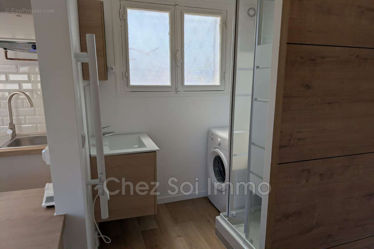 Appartement à VILLENEUVE-LOUBET