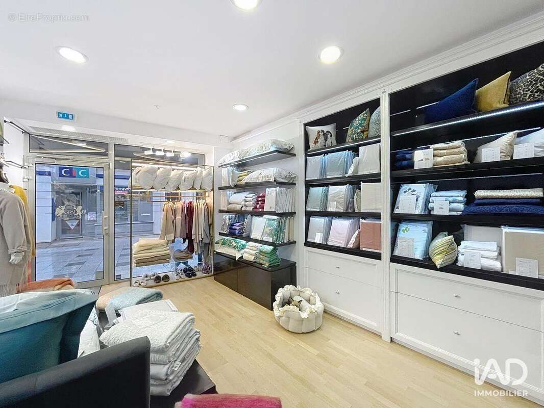 Photo 4 - Commerce à SCEAUX