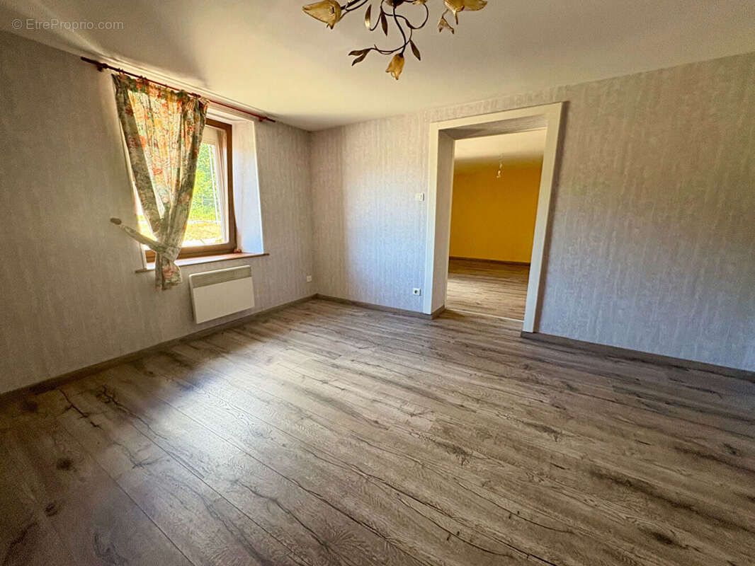 Maison Rupt Sur Moselle 4 pièce(s) 84 m2 - photo 2
