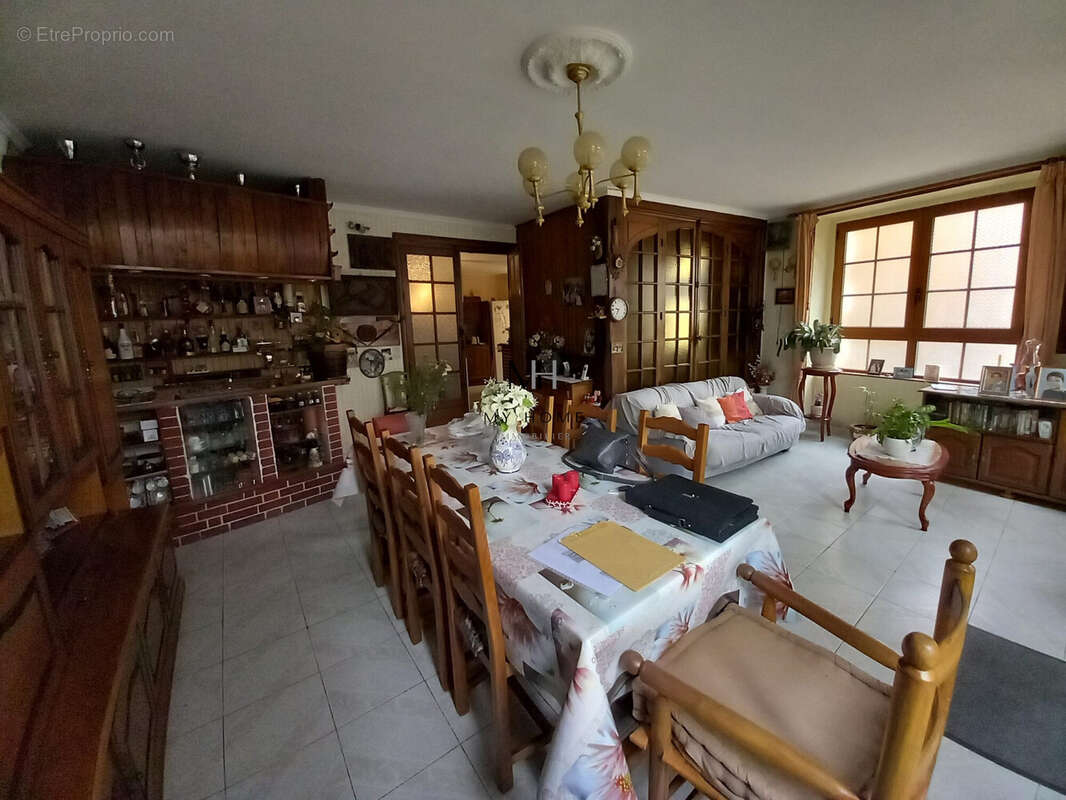 Maison à LONGNY-AU-PERCHE