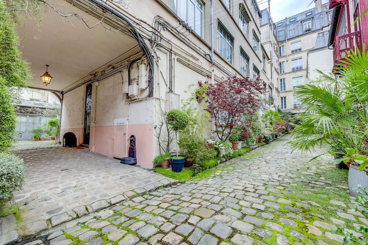 Appartement à PARIS-11E