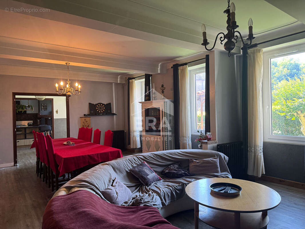 Maison à VIC-EN-BIGORRE