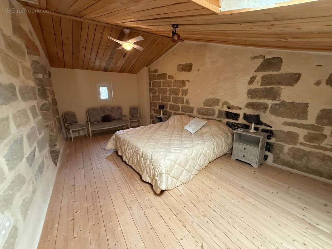 Maison à MONTAGNAC