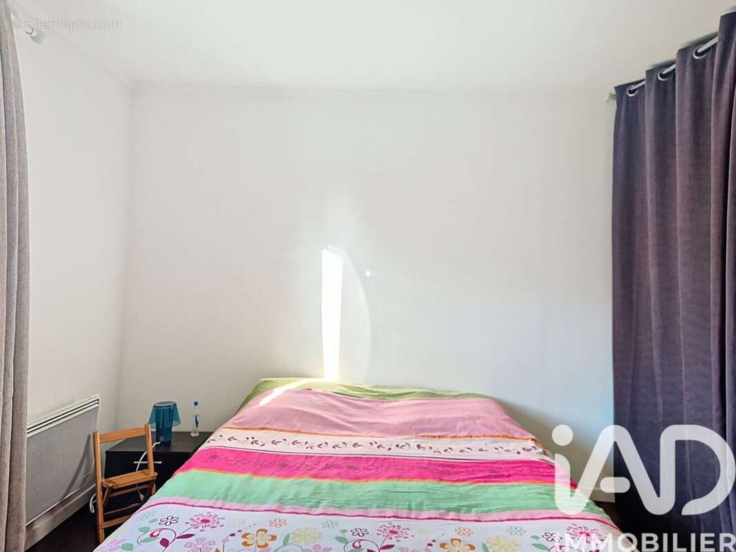 Photo 8 - Maison à LE MESNIL-SAINT-DENIS