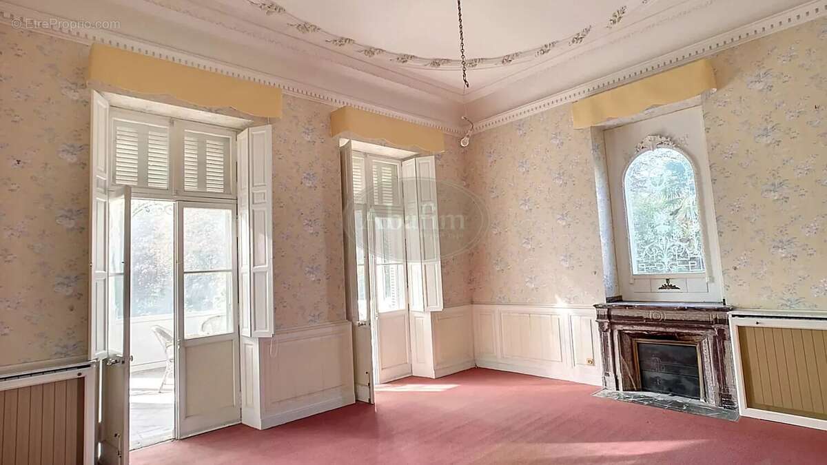 Maison à MARIGNAC