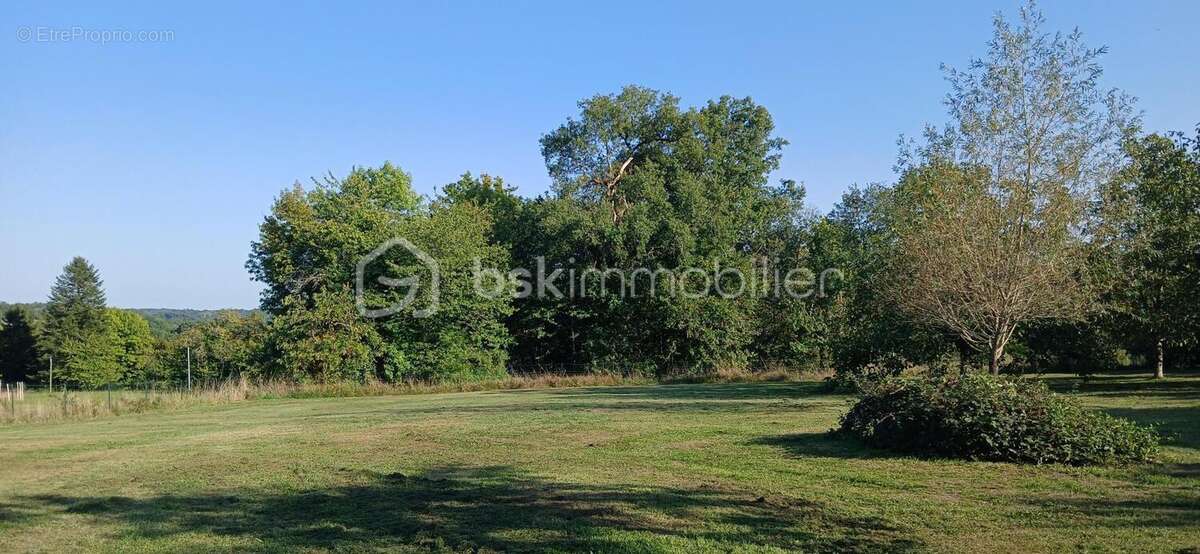 Maison à SAINT-AQUILIN