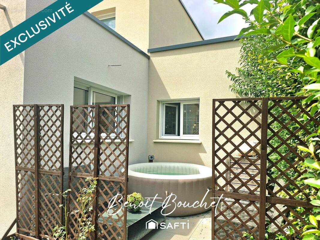 Photo 1 - Maison à MOULT