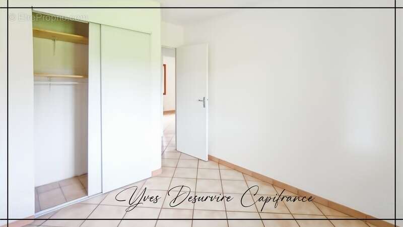 Maison à SAINT-COLOMB-DE-LAUZUN